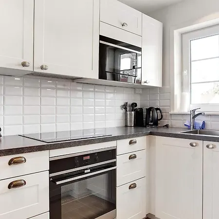 Stylish Island In Semesterbostad